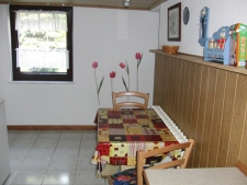 Blick in die K&uuml;che der Ferienwohnung Sch&ouml;nherr